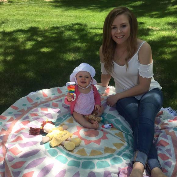 Meet your Posher, Ashley - Picture 1 of 1